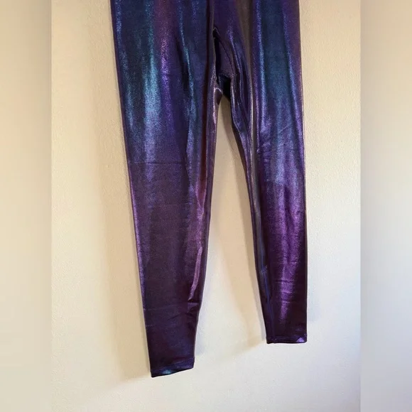 Buff Bunny High Rise Holographic Rebel Leggings Purple Blue Size Medium - Picture 4 of 12
